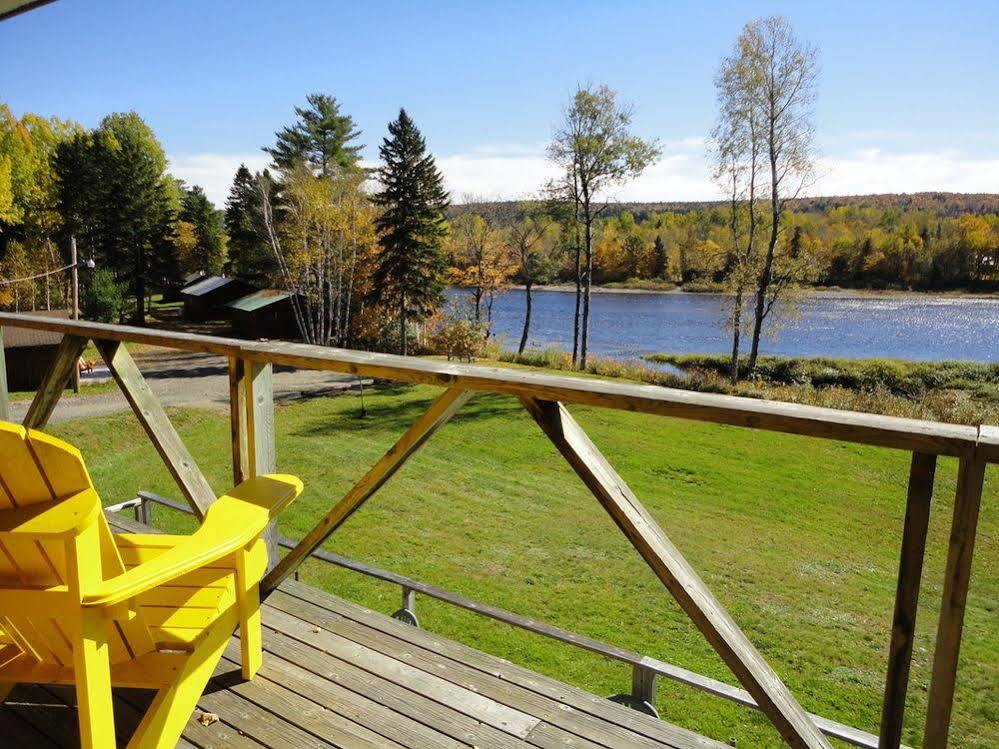 Pond'S Resort Blackville Exterior foto